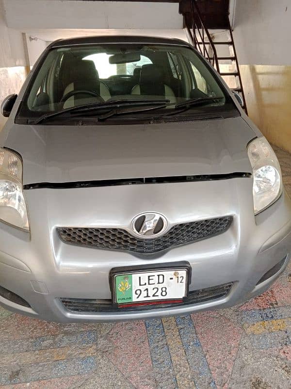 Toyota Vitz 2012 0