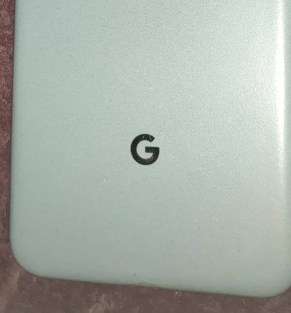 Google Pixel 5 ,lush condition 8,128,  03103500308, wetsep 0