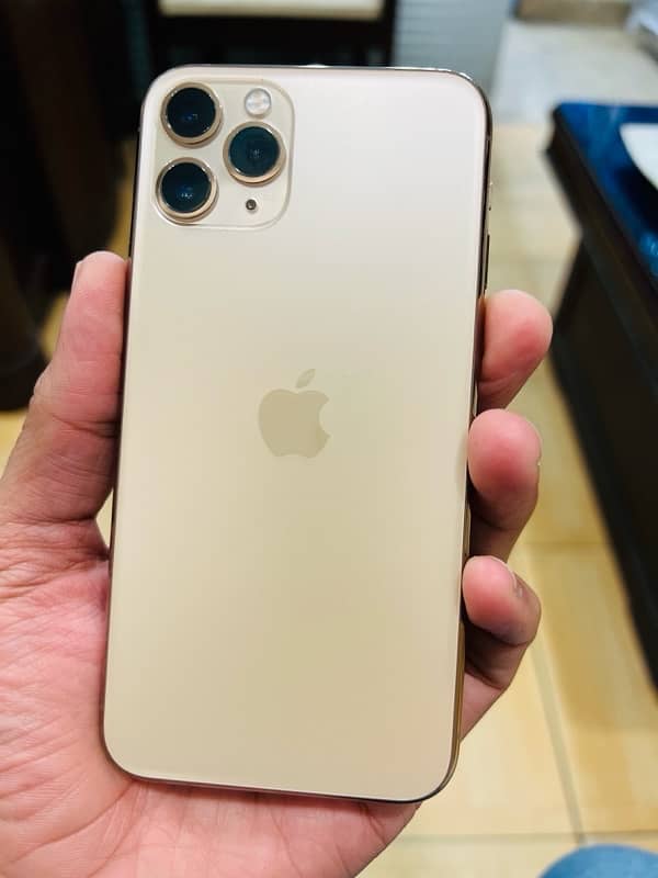 iPhone 11 Pro 256 GB PTA Approved  70% Battery Health Gold Colour 0