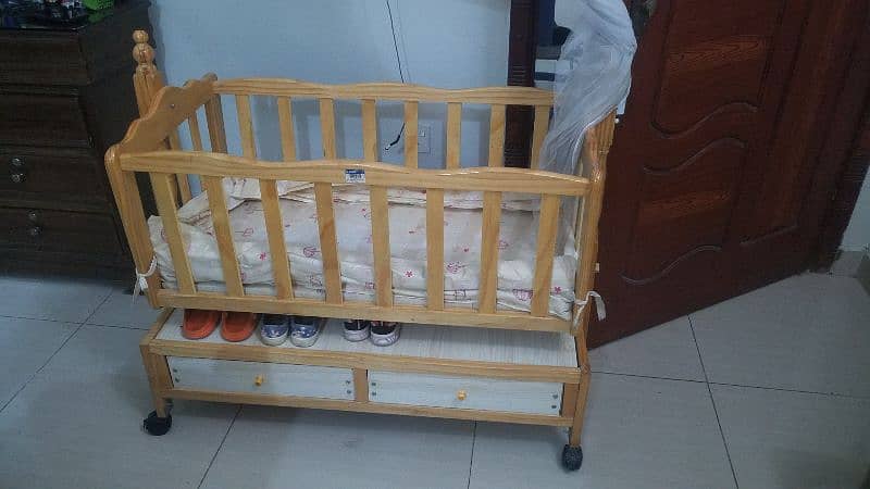 Baby cot 0