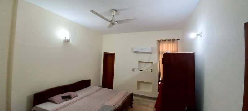 4 Beds Corner House 1