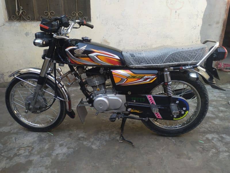 Honda CG125 2022 Model | Black Color 1