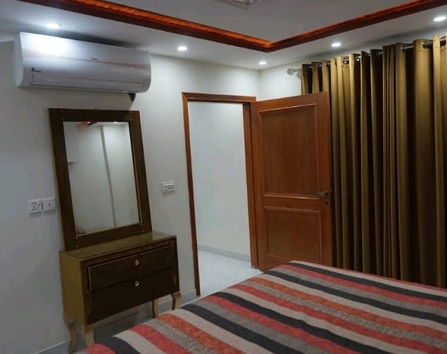 900 Square Feet Flat Is Available For sale 6