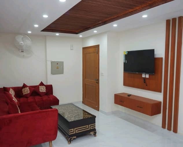 900 Square Feet Flat In Lahore Is Available For sale 6