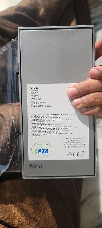 Vivo v27e With full box and orignal charger 1