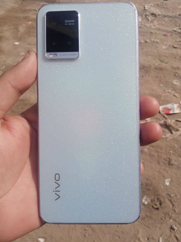 vivo y21t all ok phone h bhot achi condition h koi problem ni phone 2