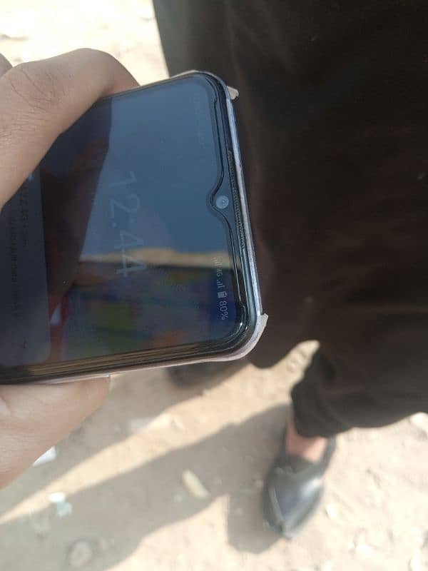 vivo y21t all ok phone h bhot achi condition h koi problem ni phone 4