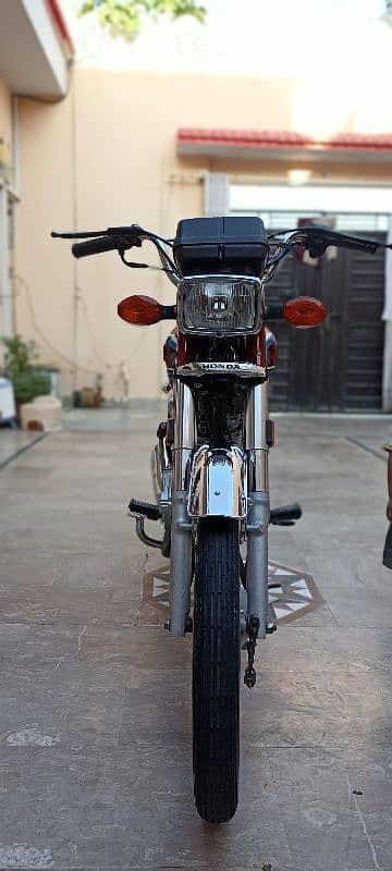 Honda 125 6