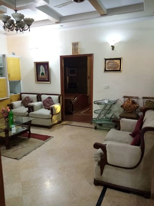 5 Marla Full Furnished Room Available For Rent (TVL Kitchen Sharing) H-2 Block Johar Town 3