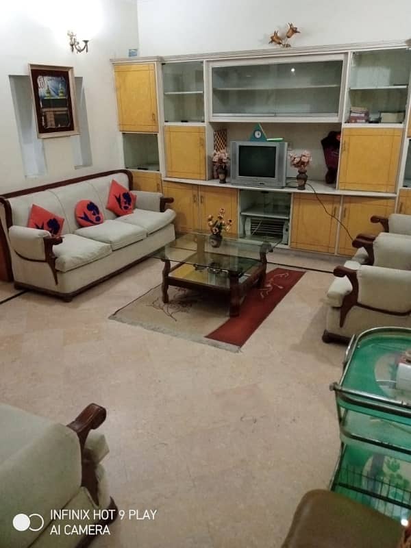 5 Marla Full Furnished Room Available For Rent (TVL Kitchen Sharing) H-2 Block Johar Town 8