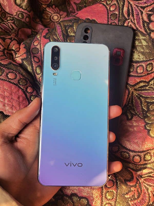 vivo Y17 8/256 0