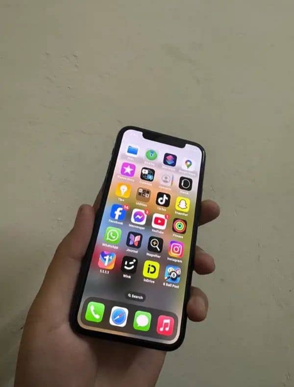 iphone 11 pro 256 Gb pta approved 1