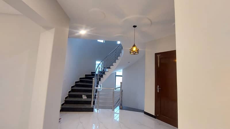 Well-constructed Prime Location House Available For sale In Shaheen Housing Scheme 26