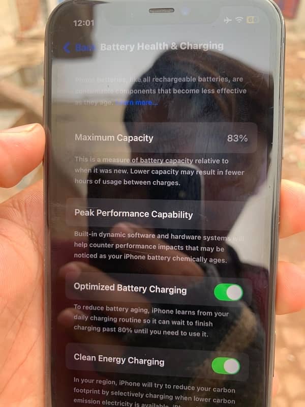 Iphone 11 83% Battery Health 5