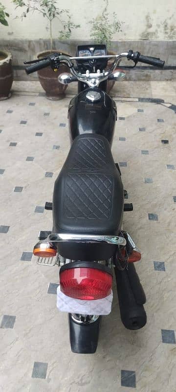 Honda 125 good condition 2