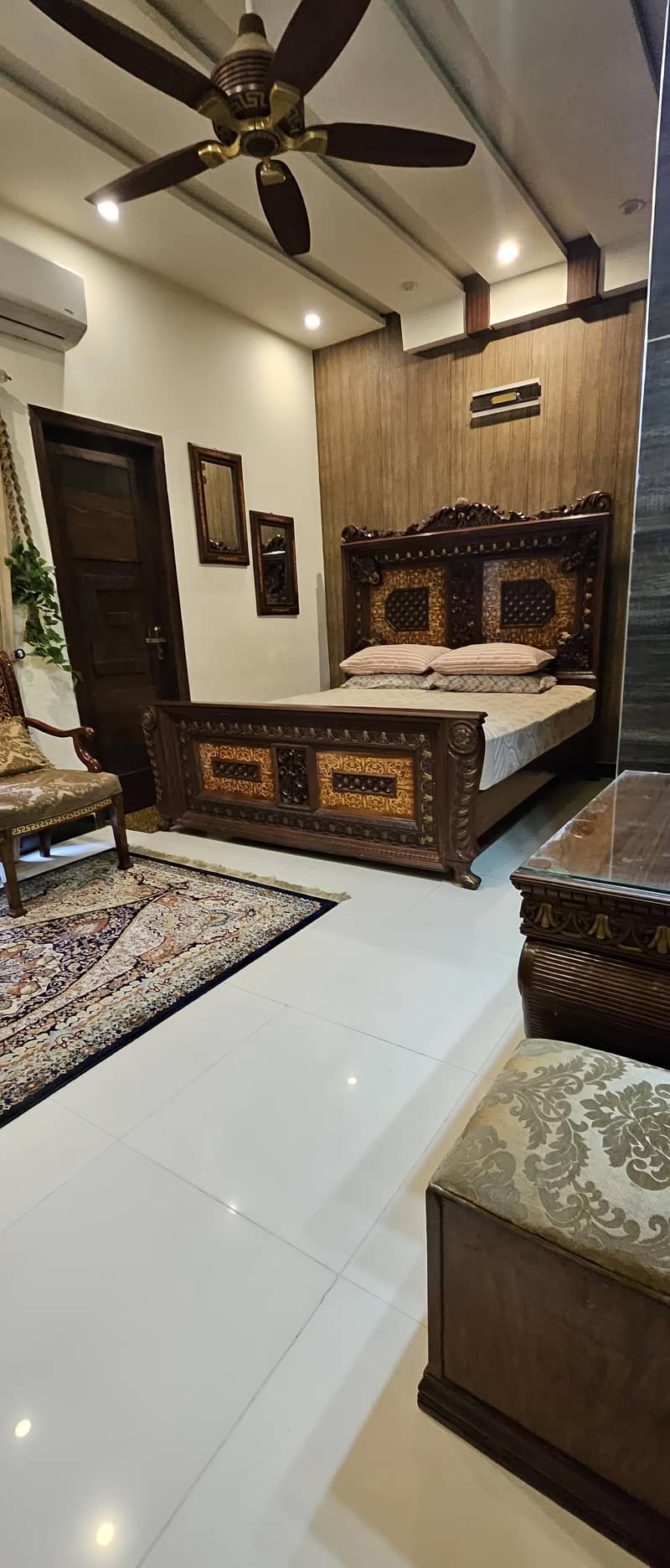 5 Marla 65ft Road Like Brand New House for Sale in Johar Town Phase 1, Lahore 5