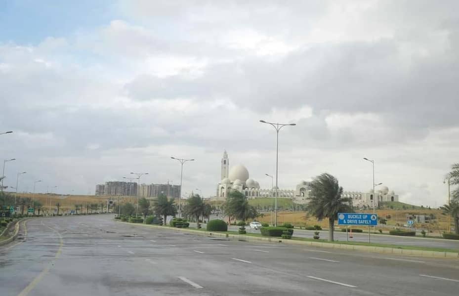 5 marla plot on 3 month installments golf view phase in bahria town lahore 0