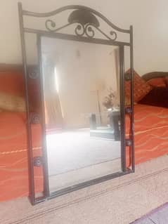 wall hanging mirror