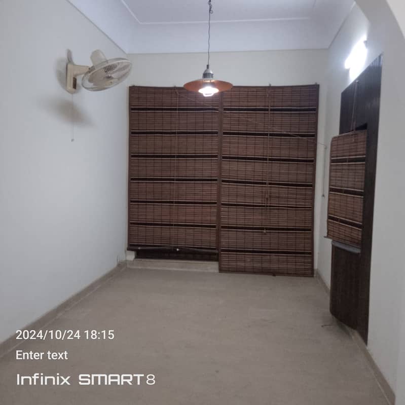 17 Marla Corner House For Rent Available in Johar Town Phase 2 6