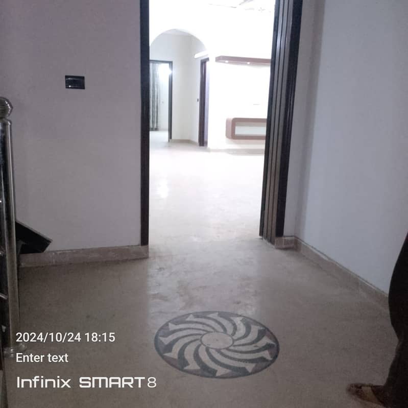 17 Marla Corner House For Rent Available in Johar Town Phase 2 14