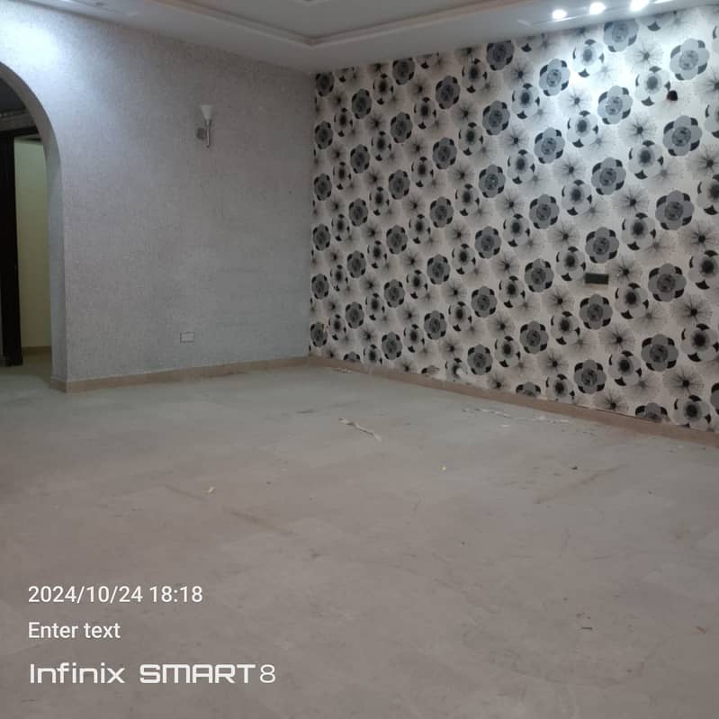 17 Marla Corner House For Rent Available in Johar Town Phase 2 16