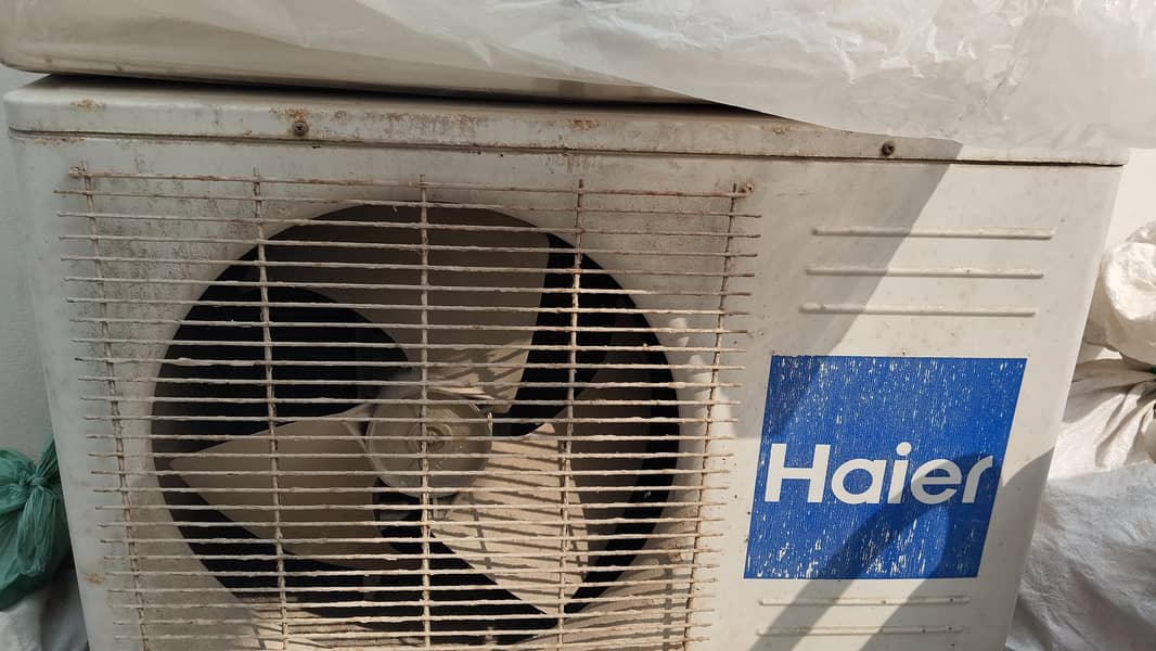 Haier AC for sell used 4