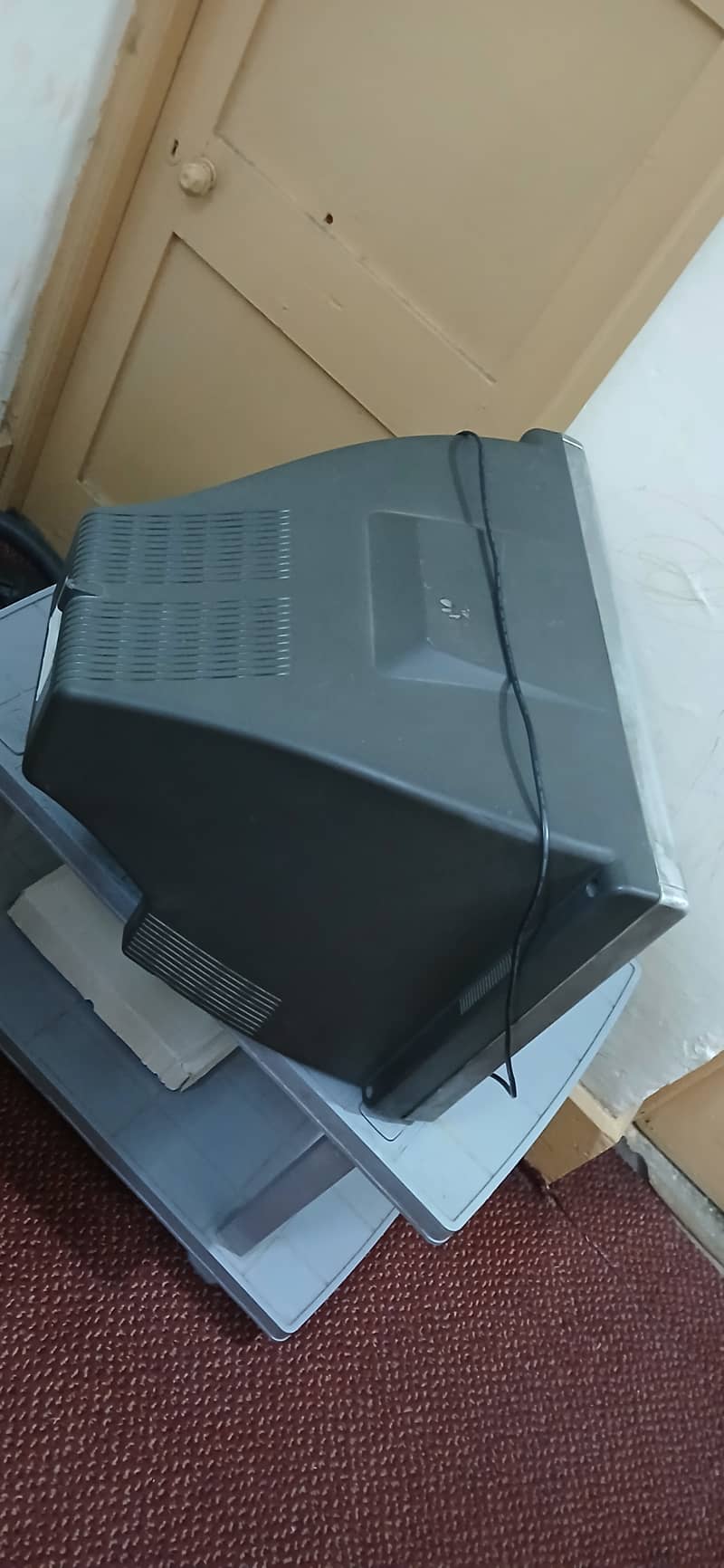 TV in good condition 2