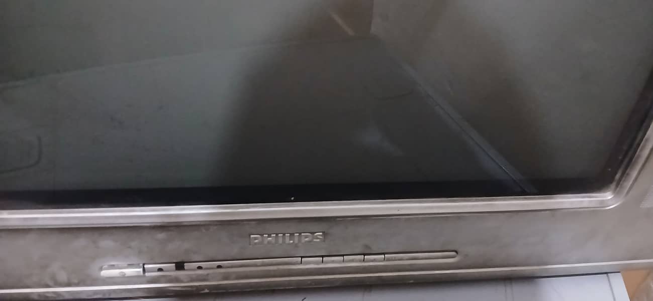 TV in good condition 5