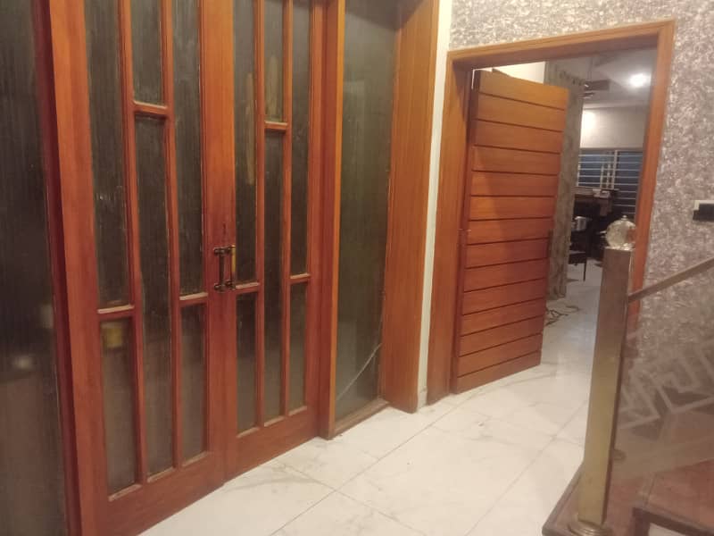 10 Marla Outstanding Independent New Full House 4 Bedroom Facing Park In Gulberg 3 Block A3 12