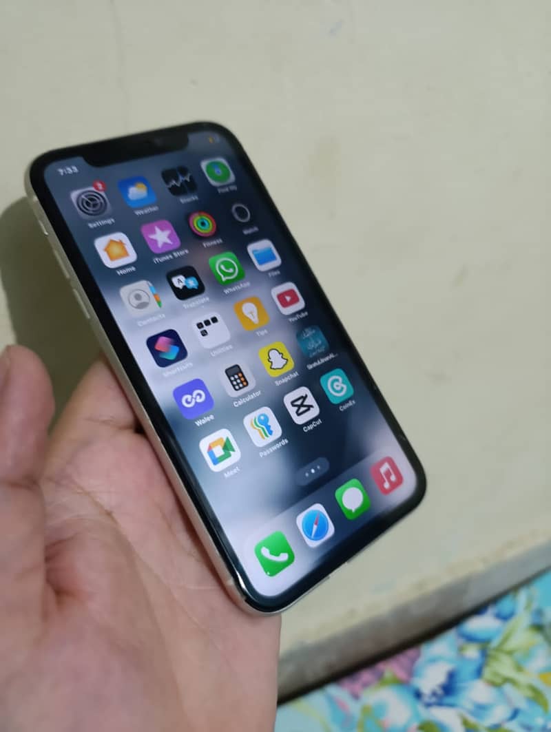 Apple iPhone 11 5