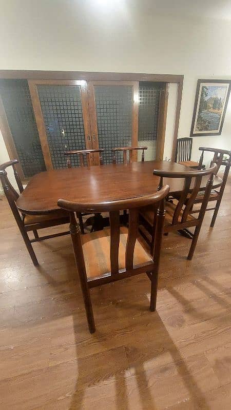 Dining table with 6 chairs 1