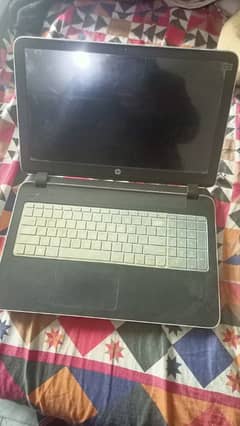 HP Pavilion 15, core i5-5200u with 12GB RAM