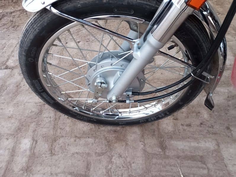 honda 125 bic for sale 24/25 modal 03451400338 03464952094 7