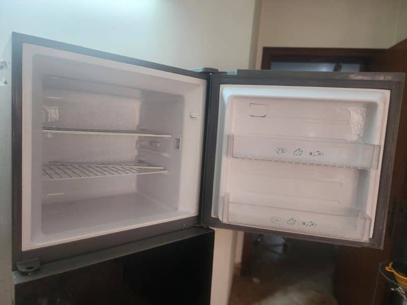 Haier Fully automatic Fridge for sale 3