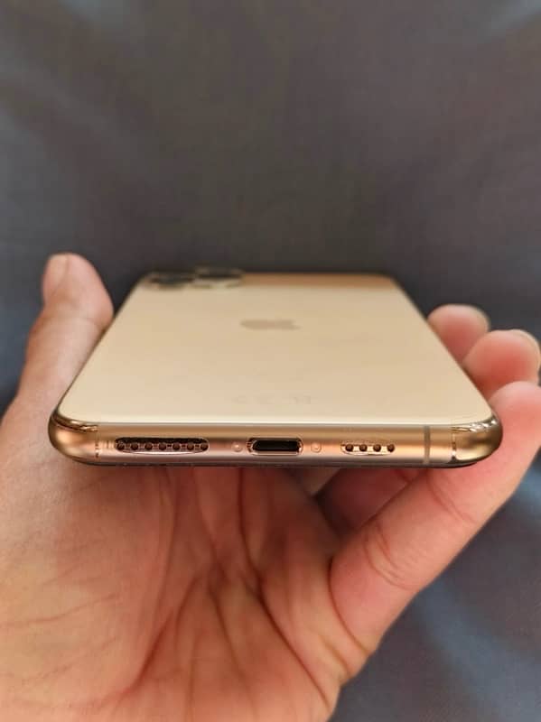 iPhone 11 Pro Max 512Gb Pta Approved 8