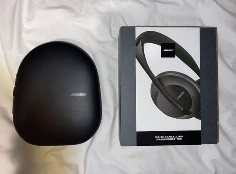 Marshall,Sony, Bose,Mpow brand new headphones WhatsApp 03142952956 5