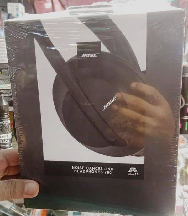 Marshall,Sony, Bose,Mpow brand new headphones WhatsApp 03142952956 7