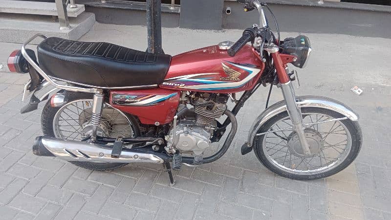 Best bike honda 125 0