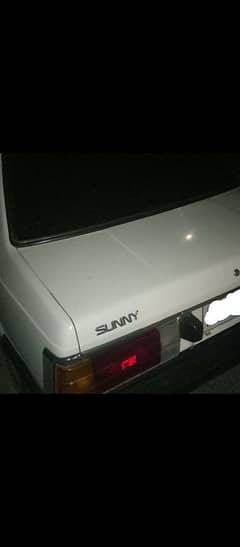 Nissan Sunny 1985