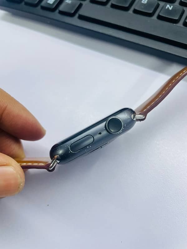 Apple Watch series 4 44 mm complete saman 3