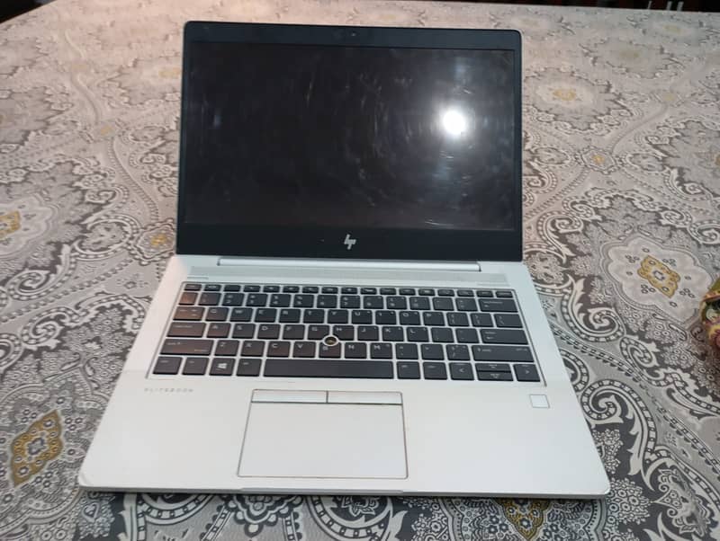 HP EliteBook 830 G5 Laptop 0