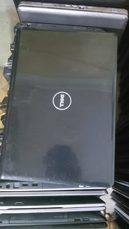 laptop i3 1st generation Dell 0