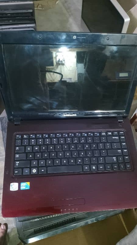 laptop i3 1st generation Dell 1