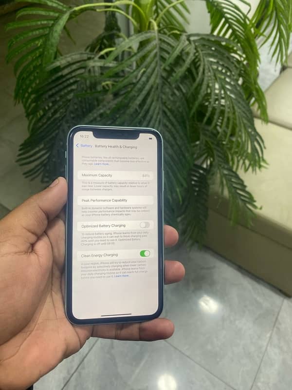 iPhone 11 256gb Dual Sim pta approved Waterpack 03097277399 4