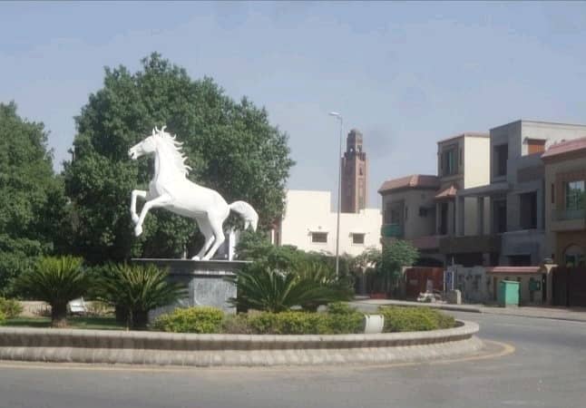 In Lahore You Can Find The Perfect Residential Plot For sale 0