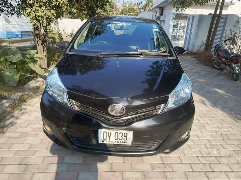 Toyota Vitz 2011 0