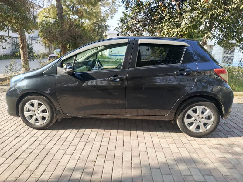 Toyota Vitz 2011 2