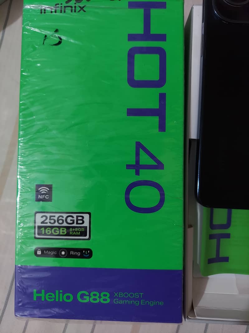 Infinix Hot 40 3