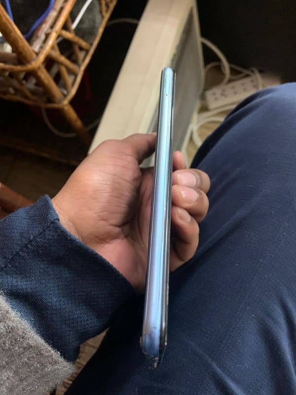 vivo Y 20s 2