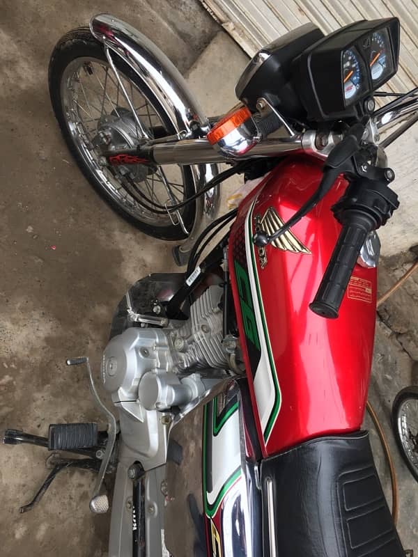 selef strt honda 125 4